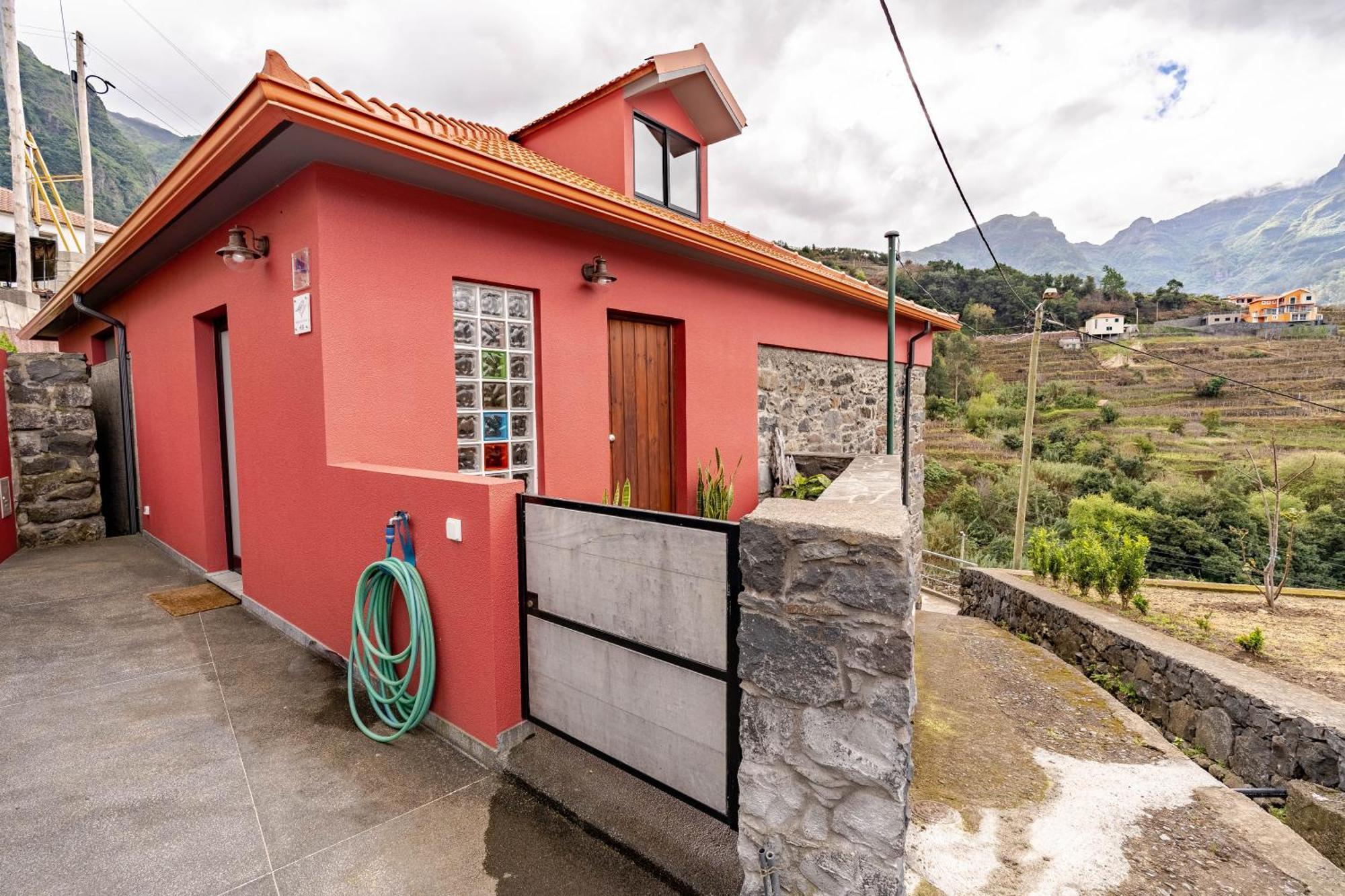 Madeira Bird House - House In The Mountains With Garden Villa São Vicente Eksteriør bilde